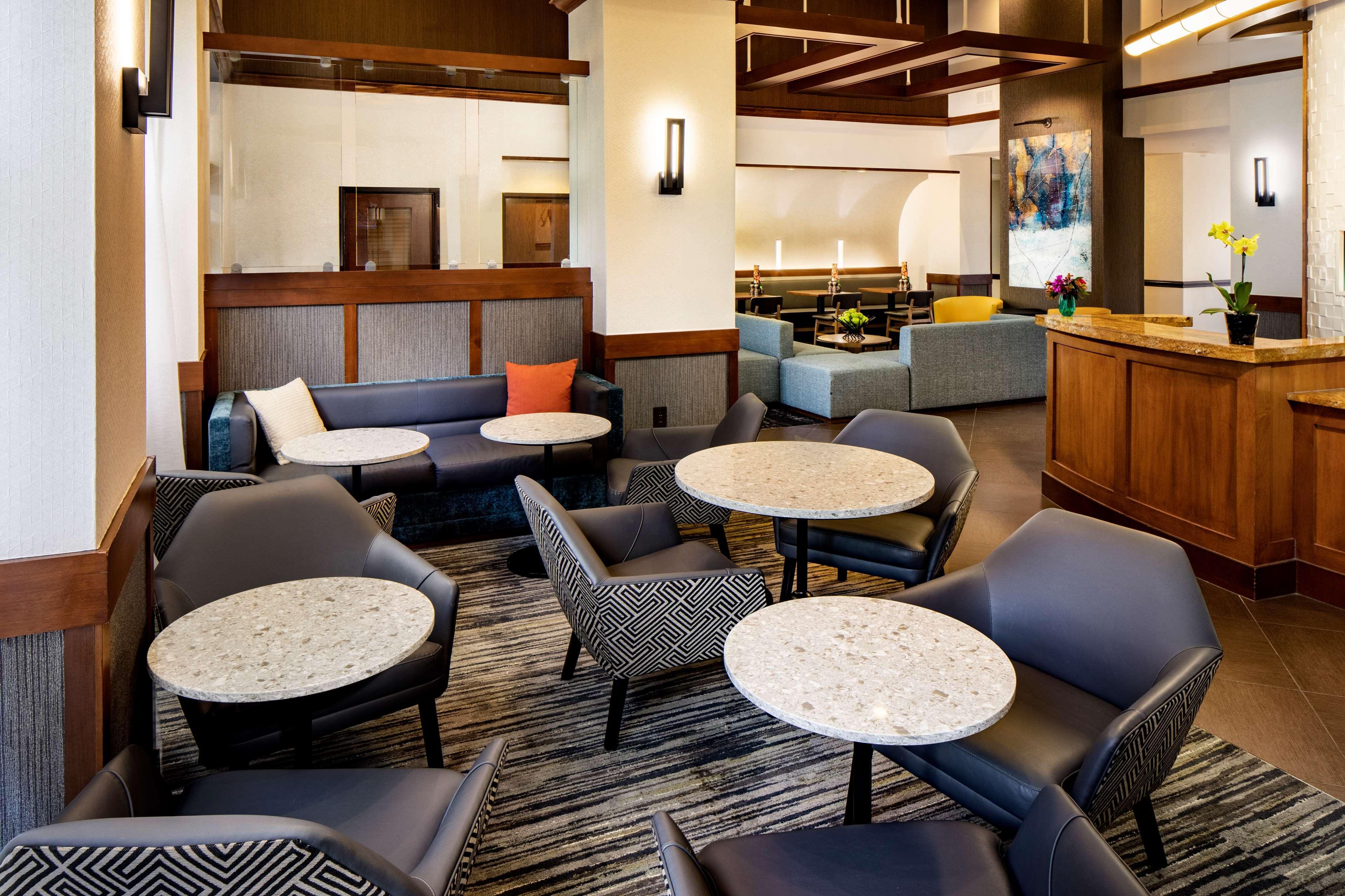 Hyatt Place Топика Екстериор снимка