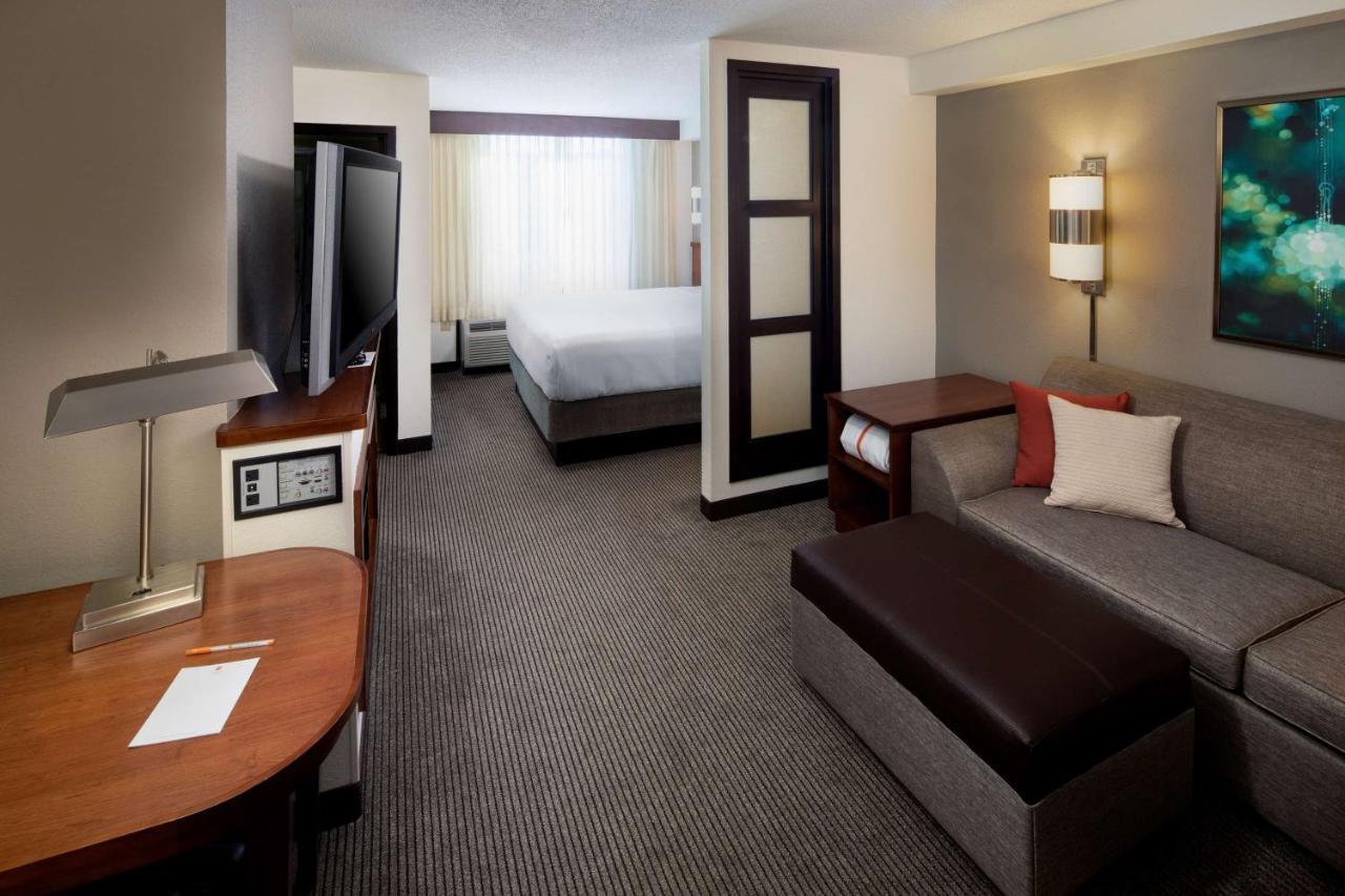 Hyatt Place Топика Екстериор снимка