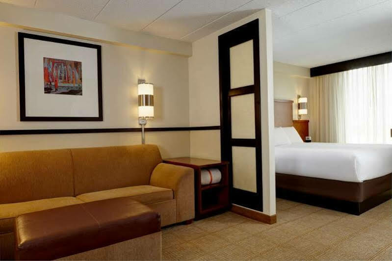 Hyatt Place Топика Екстериор снимка