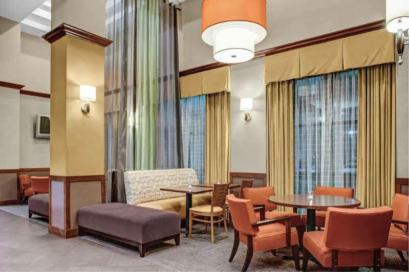 Hyatt Place Топика Екстериор снимка